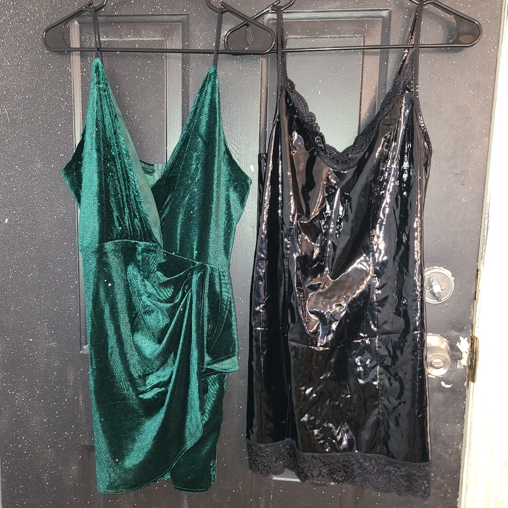 Lot of 2 women's dresses size L 8/10